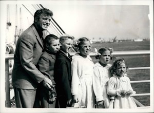 Jul. 07, 1958 - Burt Lancaster arrives here with his Wife and Five Children: Film star Burt Lancaster sent his wife, Norma, and