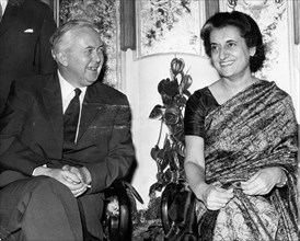 Indira Gandhi and Prime Minister Harold Wilson at the Fortes Hotel