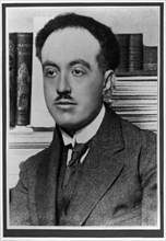 1925 ca , Paris , FRANCE : The french physicist  Louis 7th Duc DE BROGLIE ( 1892 - 1987 ), NOBEL PRIZE 1929 FOR  PHYSICS . De Broglie made groundbreak