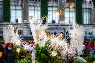 Herald Angel Figures at Rockefeller Center during the holiday season, NYC, USA  2020