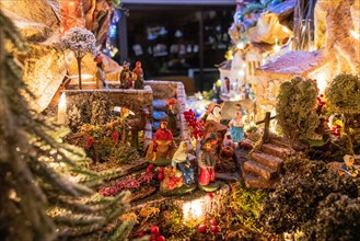 Traditional Provencal Christmas crib - Close up on Santons