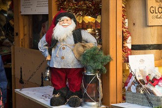 Stalls at the Tallinn Christmas Market in Town Hall Square, Tallinn, Estonia.