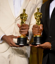 Los Angeles, USA. 26th Feb, 2017. LOS ANGELES, CA. February 26, 2017: Winners holding their Oscar trophies in the photo room at the 89th Annual Academy Awards at the Dolby Theatre, Los Angeles. Credit...