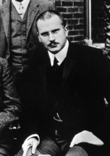 1909 , GREAT BRITAIN : The german Doctor Professor CARL Gustav JUNG ( 1875 - 1961 ) at Clark University . Unknown photographer . - HISTORY  - foto storiche - foto storica  - scienziato - scientist  - ...