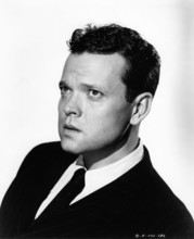 ORSON WELLES Portrait as Michael O'Hara by Robert COBURN in THE LADY FROM SHANGHAI 1947 director / screenplay ORSON WELLES based on novel by Sherwood King gowns Jean Louis Columbia Pictures