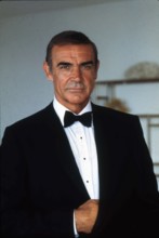 SEAN CONNERY Colour Portrait as James Bond 007 in NEVER SAY NEVER AGAIN 1983 director IRVIN KERSHNER executive producer Kevin McClory UK/USA/West Germany Talia Film II Productions / Woodcote / Produce...