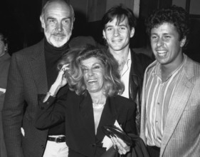 Photo Archive, Italy. 31st Oct, 2020. ** SPECIAL FEE ** ** SPECIAL FEE ** SEAN CONNERY AND HIS SON (LONDON - 1986-10-01, TOM WARGACKI) ps the photo can be used in accordance with the context in which ...