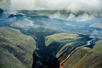 fagradalsfjall,volcanic eruption on the reykjanes peninsula,iceland