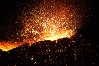 Piton de la Fournaison Volcanic eruption october 2010