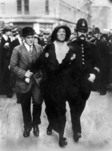 Suffragettes, London. Police arresting a suffragette in London in October 1913. Bain News Service.