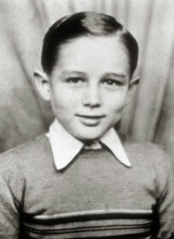 An 8 year old James Dean, 1939 File Reference # 33371 492THA