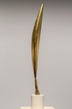 Constantin Brancusi, Bird in space, 1926, New National Gallery, Berlin, Federal Republic of Germany