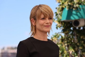 Cannes, France. 23rd May, 2025. Marina Fois at the The One I Loved (Moi qui t’aimais) film photo call at the 78th Cannes Film Festival. Credit: Doreen Kennedy/Alamy Live News.