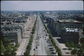 October 12, 2017 - High Angle View of Champs-Elysees, Paris, France, 1961 (Credit Image: © Jt Vintage/Glasshouse via ZUMA Wire)