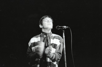 June 17, 1967, Monterey, California, USA - ERIC BURDON, of Eric Burdon and the Animals performs during the Monterey International Pop Music Festival. The festival was a three-day concert event held Ju...