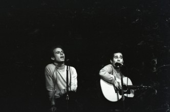 June 17, 1967, Monterey, California, USA - ART GARFUNKLE, left, and PAUL SIMON, right, perform as Simon & Garfunkle during the Monterey International Pop Music Festival. The festival was a three-day c...