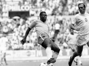 Pele of Brazil beats a Czechoslovakian defender June 1970 during the World Cup Mexico 1970
