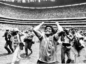 June 1986 World Cup Quarter Final Mexico City England 1 v Argentina 2 Argentine captain Diego Maradona celebrates victory at end