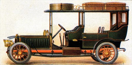 Automobile: double-phaeton with tank that can be dismantled
