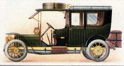 Automobile: limousine with rotunda