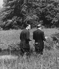 Valéry Giscard d'Estaing et Edgar Faure - La Celle Saint Cloud, été 1955