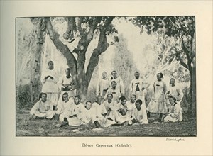 Elèves caporaux du 1er Régiment de Zouaves, à Coléah