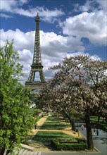 Trocadero gardens in Paris