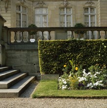 Hotel Matignon garden , Paris