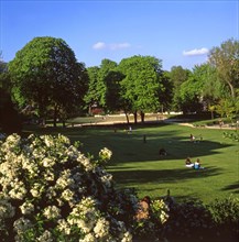 Jardin Sainte-Périne à Paris