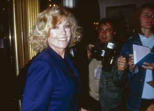 Kim Novak, 1989