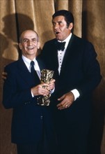 Louis de Funès recevant un César d'honneur, 1980