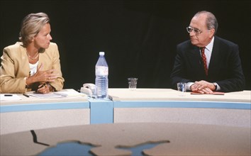 Christine Ockrent, Pierre Bérégovoy, 1990