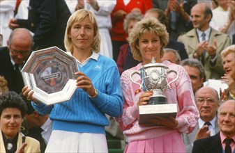 Martina Navrátilová and Chris Evert, 1986