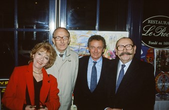 The team of the TV show 'Caméra cachée', 1989