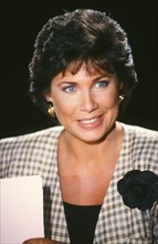 Anne Sinclair, 1990
