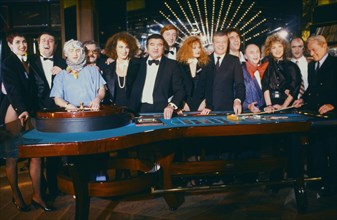 Special broadcast of "La classe" on 19 December 1987.
From left to right: ?, Jean-Jacques Devaux,