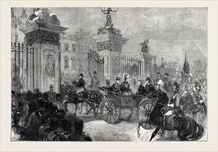 THE ROYAL ENTRY INTO LONDON: THE PROCESSION AT BUCKINGHAM PALACE, 1874