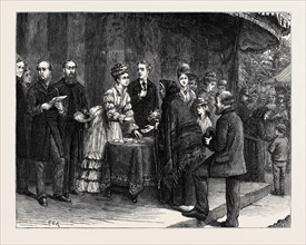 CITY OF LONDON FLOWER SHOW IN DRAPERS' HALL GARDEN, H.R.H. THE PRINCESS LOUISE GIVING THE PRIZES,
