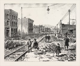 MIDDLESBOROUGH, KENTUCKY: CUMBERLAND AVENUE, SHOWING STREET RAILWAY AND BUILDING OPERATIONS, USA