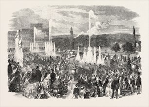 THE FIRST DISPLAY OF THE FOUNTAINS ON THE UPPER TERRACE OF THE CRYSTAL PALACE, LONDON, UK, 1855