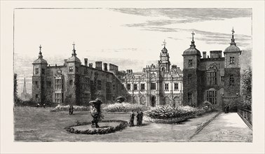 HATFIELD HOUSE, HERTFORDSHIRE, THE SEAT OF THE MARQUIS OF SALISBURY: SOUTH FRONT, UK