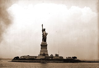 Statue of Liberty, Monuments & memorials, Islands, United States, New York (State), New York, 1905