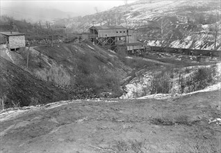 Scott's Run, West Virginia. Chaplin Hill Mine Tipple - This mine was bankrupt and closed during the