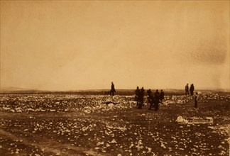 Officers on the look-out at Cathcart's Hill, Crimean War, 1853-1856, Roger Fenton historic war