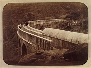 The Curved Bridge of the St. Anthony River Aqueduct (Aqueducto d