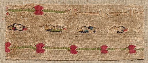 Fragment, 400s - 650. Egypt, Byzantine period, 5th to mid-7th century. Tabby weave with interwoven
