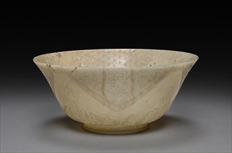 Bowl, 1662-1722. China, Qing dynasty (1644-1911), Kangxi reign (1661-1722). Jade; overall: 16 cm (6