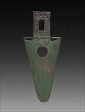 Spearhead, 1045-256 BC. China, Zhou dynasty (c. 1046-256 BC). Bronze; overall: 19.1 cm (7 1/2 in.).
