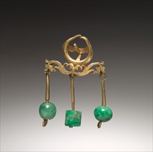 Earring, probably 1800s-1900s. Byzantium (style of), probably 19th-20th century. Gold with jade