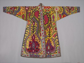 Man's surcoat, late 1800s. Uzbekistan, Shahr-i Sabz. Embroidery, cross-stitch: silk; overall: 150 x